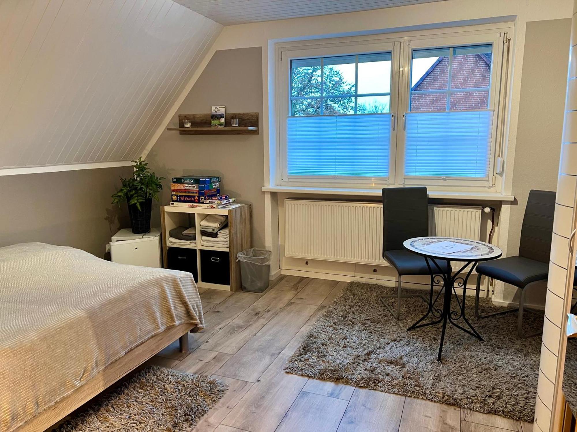 Zimmer M. Doppelbett, Zustellbett F. 3. Pers. Mgl. Reppenstedt Esterno foto